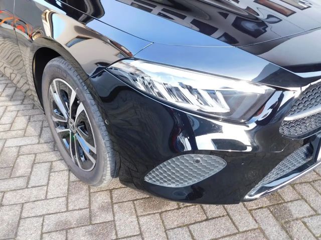 Mercedes-Benz A 180 Progressive