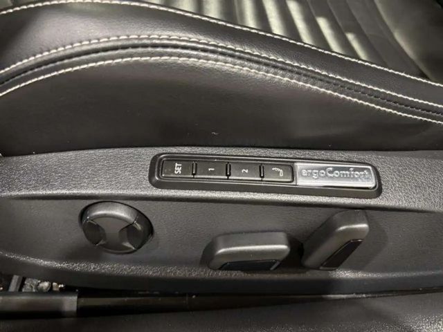 Volkswagen Passat Elegance Elegance