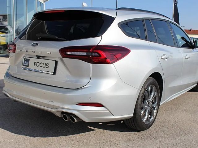 Ford Focus ST Line Wagon