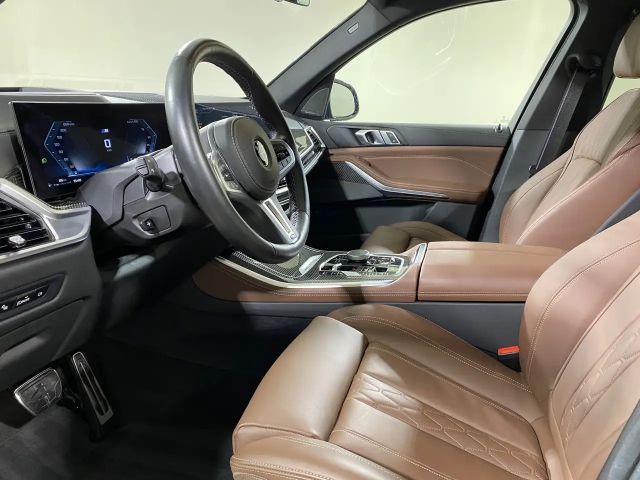 BMW X5 M60i xDrive