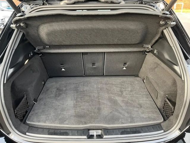 Mercedes-Benz GLA 200 AMG Line GLA 200 d