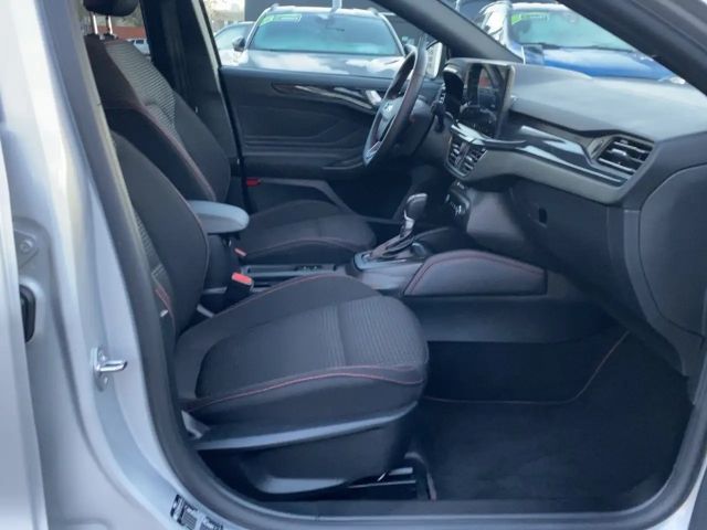 Ford Focus ST Line Wagon