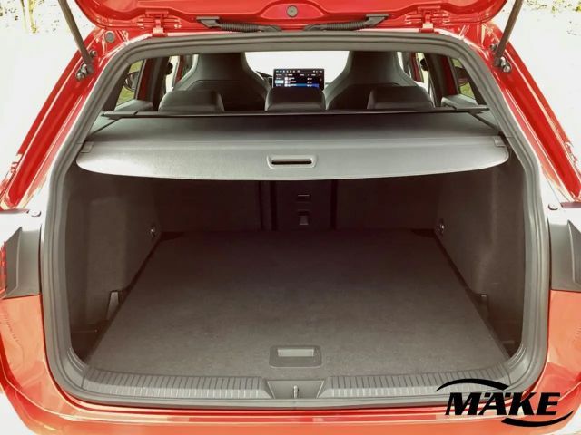 Volkswagen Golf 1.5 TSI R-Line Variant