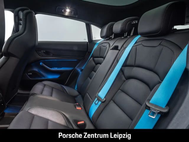 Porsche Taycan Sport Turismo Turbo