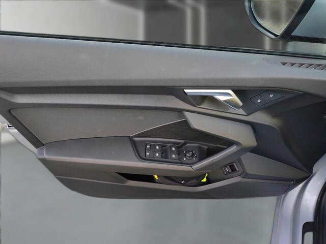 Audi A3 30 TFSI S-Tronic Sedan