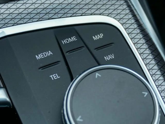 BMW 330 330e M-Sport Touring