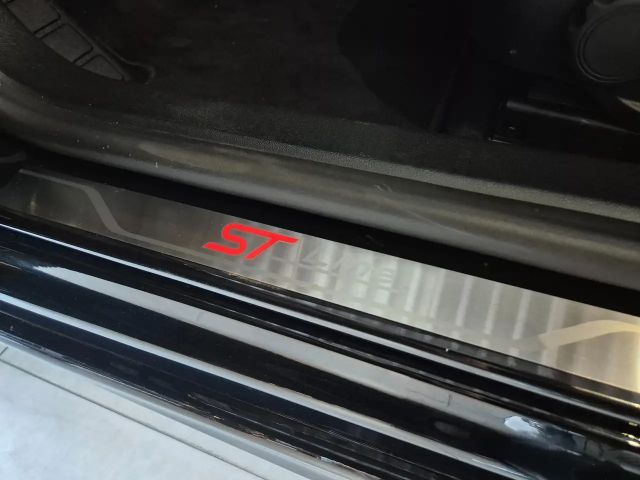 Ford Focus ST Line Style