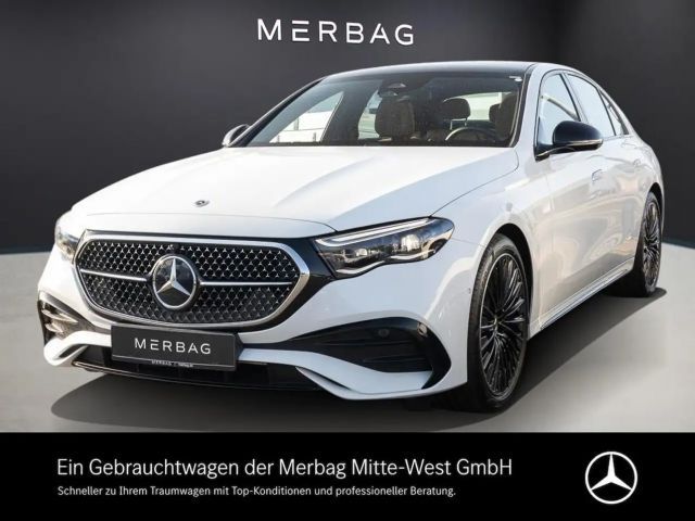 Mercedes-Benz E 200 Sedan