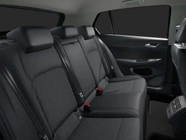 Volkswagen Golf 1.5 eTSI DSG Golf VIII Life