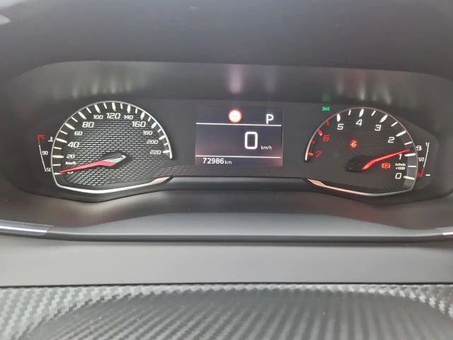 Peugeot 2008 Allure Pack EAT8 PureTech