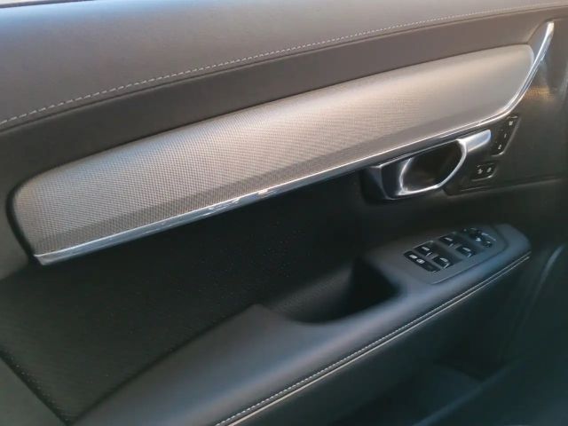 Volvo V90 AWD Dark T8 Ultra