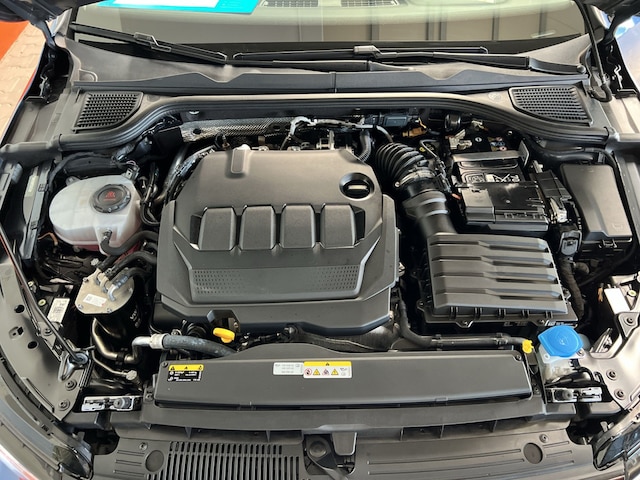 Volkswagen Golf 2.0 TDI DSG IQ.Drive Variant