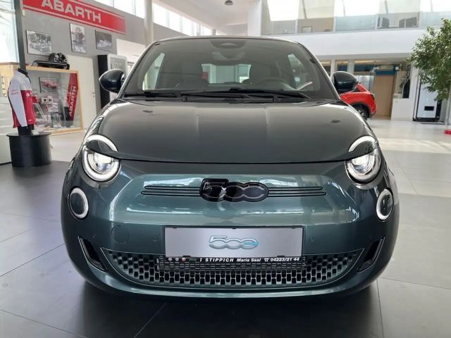 Fiat 500 87kW 42kWh Giorgio Armani Collector´s Edition