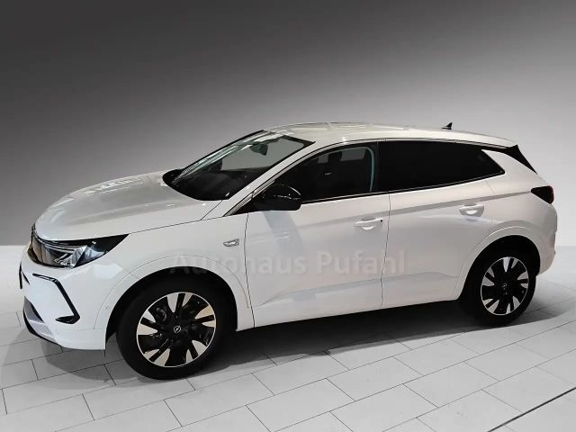Opel Grandland X Grandland Neuwertig wenig KM vom Opel Partner