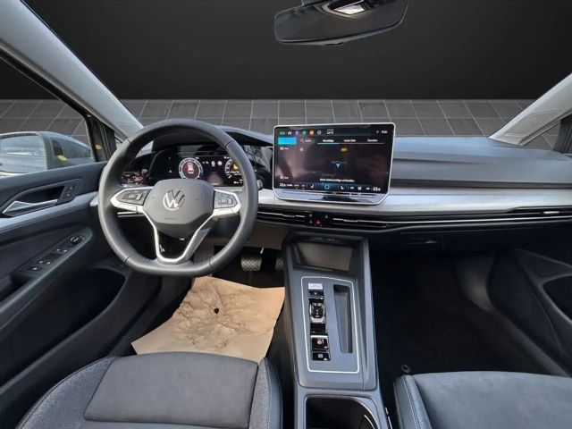 Volkswagen Golf Business DSG Variant