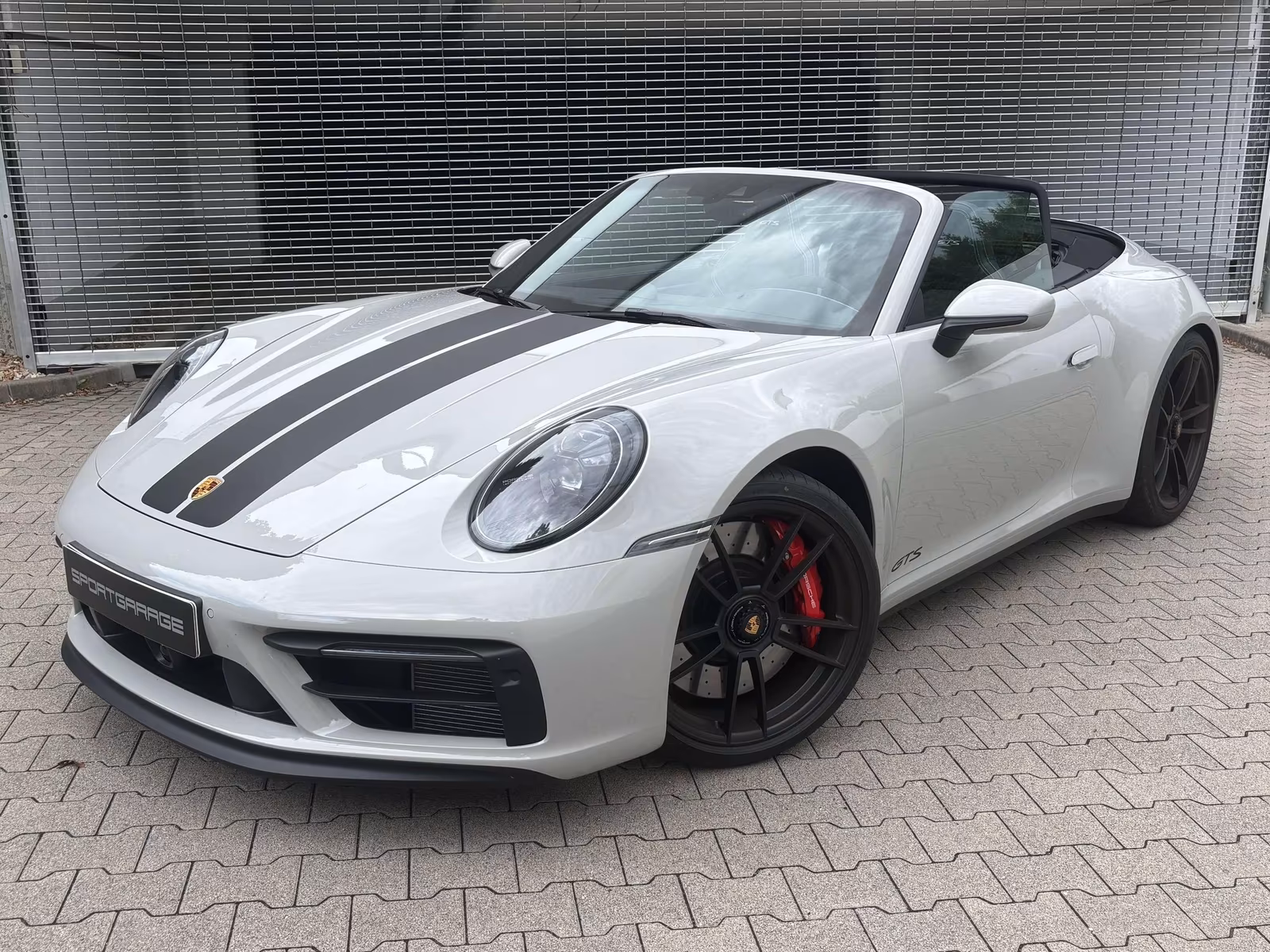 Porsche 911 4 992 Cabriolet Carrera GTS