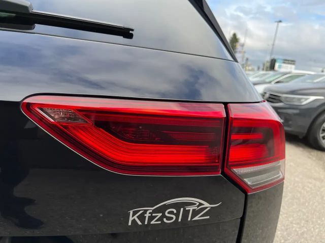 Volkswagen Golf DSG Life Variant