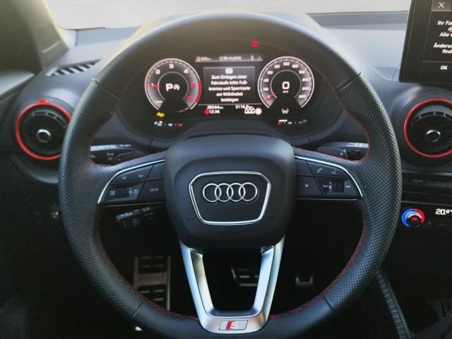 Audi Q2 35 TDI S-Line