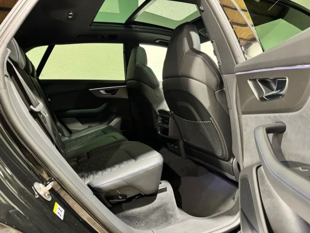 Audi RS Q8 4.0 TFSI Performance Quattro