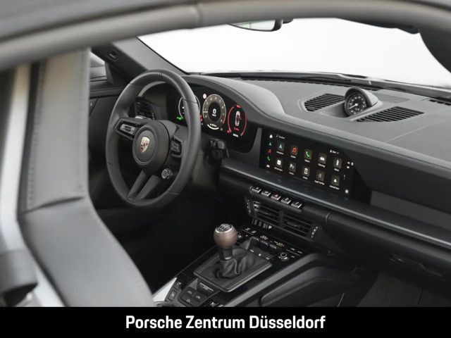 Porsche 992 Cabrio Carrera Turbo