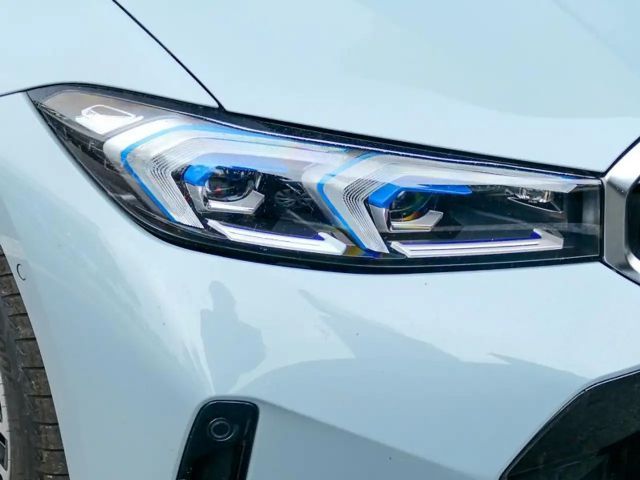 BMW 330 330e M-Sport Touring