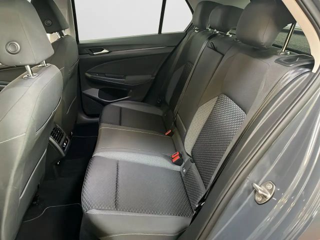 Volkswagen Golf 1.5 eTSI DSG Golf VIII