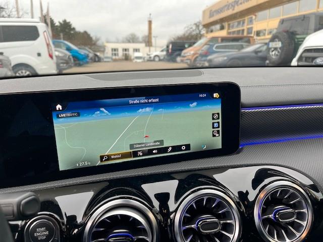 Mercedes-Benz CLA 200 CLA 200 d