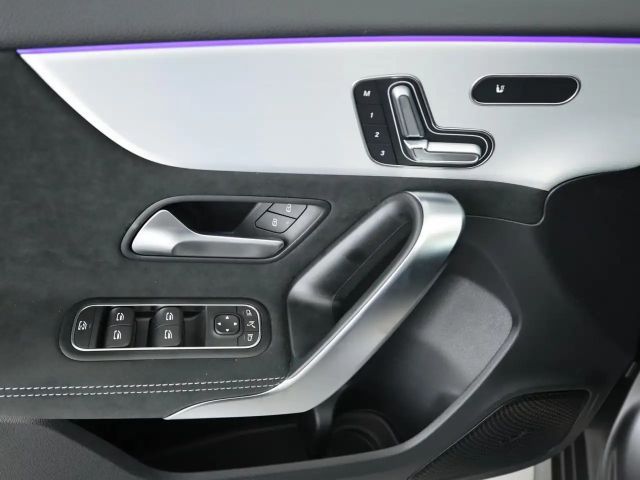 Mercedes-Benz A 220 A 220 d AMG Line