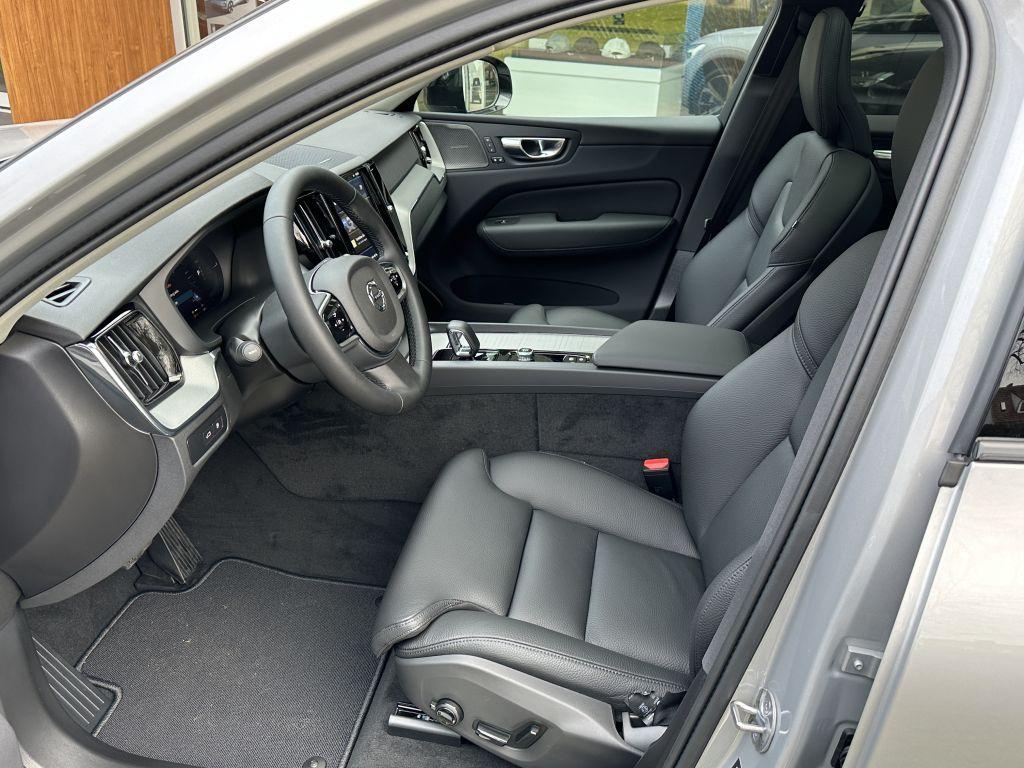 Volvo XC60 AWD Dark Plus T6