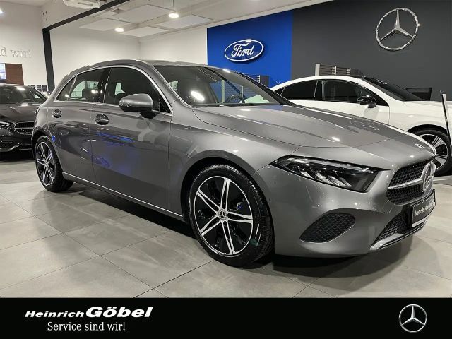 Mercedes-Benz A 220 4MATIC Progressive
