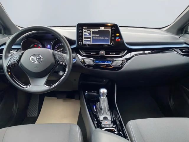 Toyota C-HR Hybride Team D