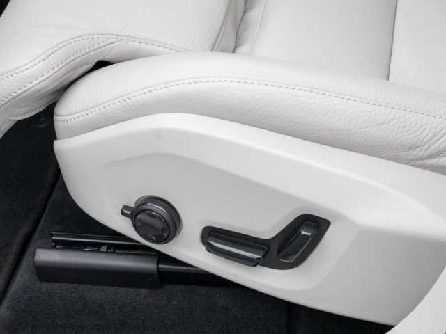 Volvo XC60 AWD Bright Plus