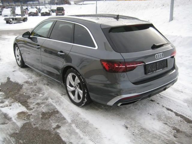 Audi A4 40 TDI S-Line