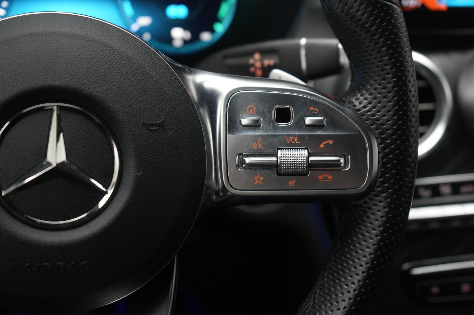 Mercedes-Benz GLC 300 4MATIC AMG Line