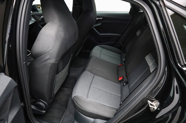 Audi A3 35 TDI S-Line S-Tronic Sedan