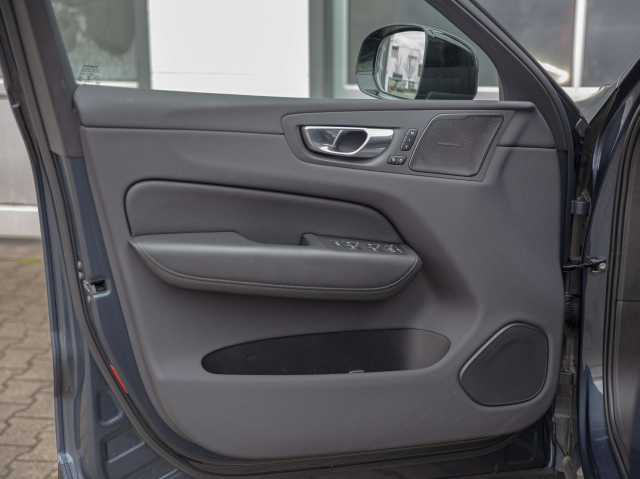 Volvo XC60 AWD Dark Plus T8