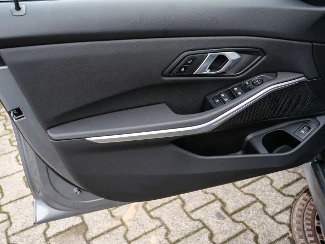 BMW 320 320d M-Sport xDrive