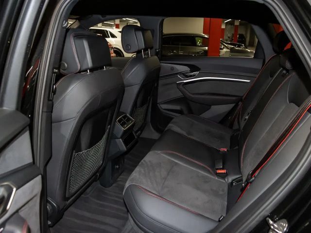 Audi Q8 e-tron 50 Quattro S-Line