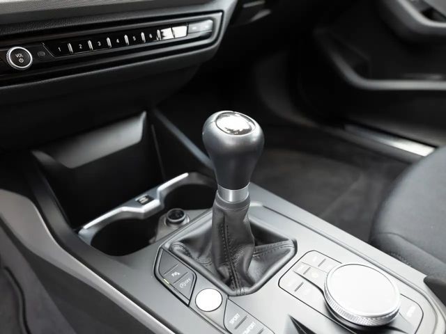 BMW 118 118i Advantage pakket Sedan