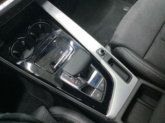 Audi A4 40 TFSI Avant Quattro S-Line S-Tronic