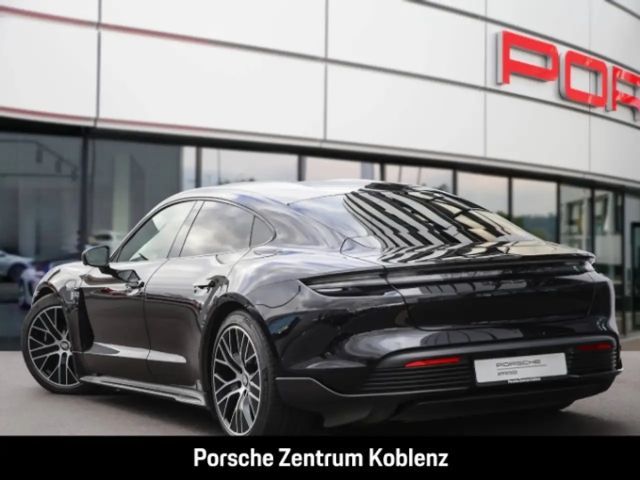 Porsche Taycan Turbo