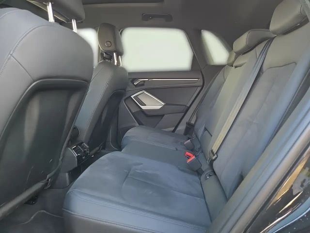 Audi Q3 35 TFSI S-Line S-Tronic