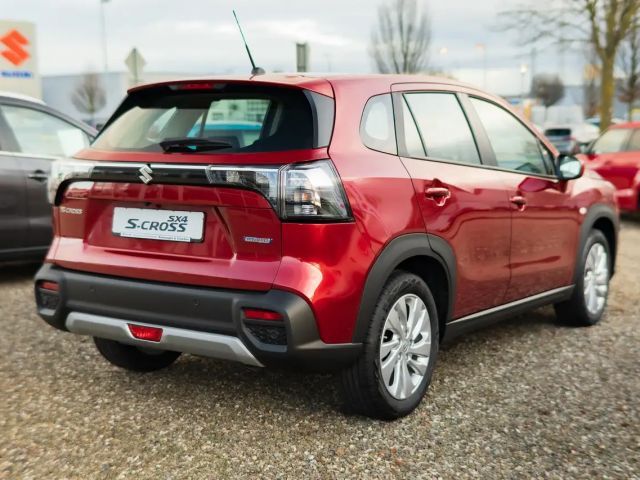 Suzuki S-Cross Hybrid