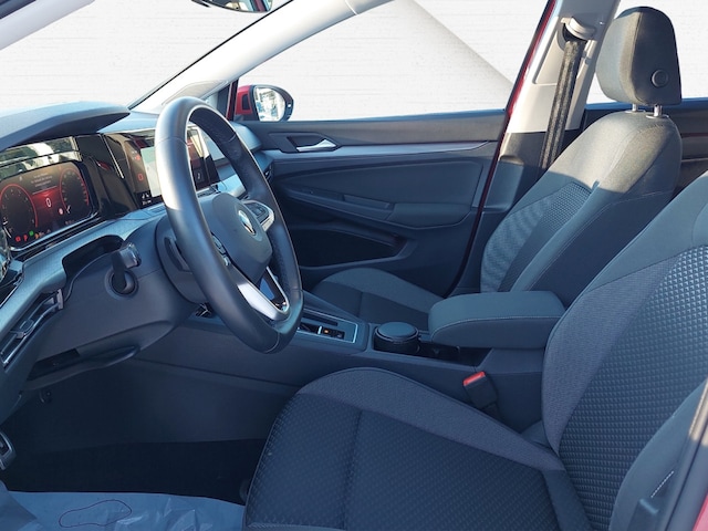 Volkswagen Golf 1.5 eTSI DSG