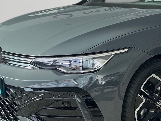 Volkswagen Golf DSG R-Line Style