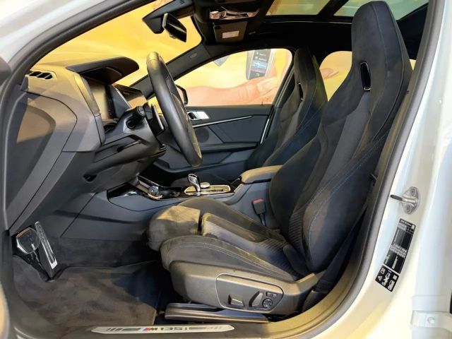 BMW 135 135i Sedan xDrive