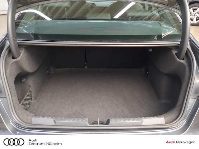 Audi A3 30 TFSI S-Line S-Tronic Sedan