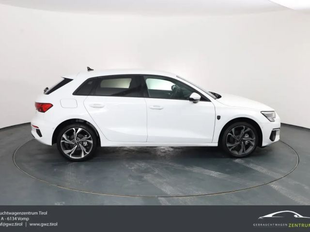 Audi A3 40 TFSI Hybride Sedan