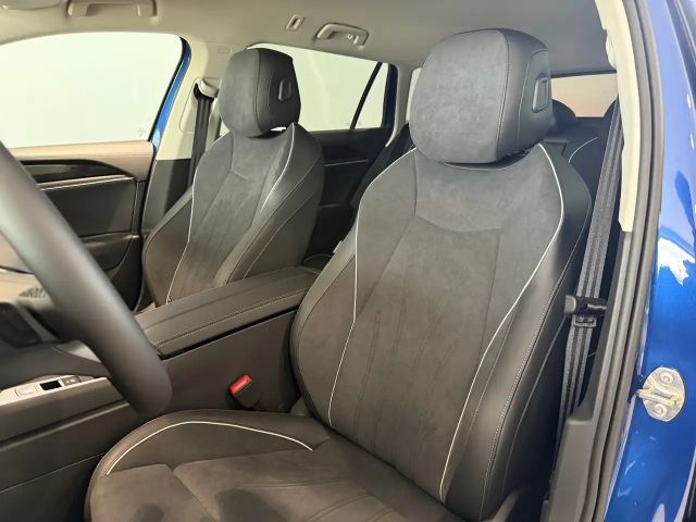 Volkswagen Passat 1.5 eTSI Business