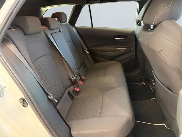 Toyota Corolla Hybride Team D